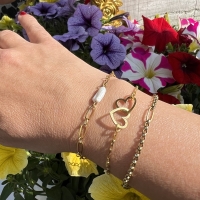 Armband chunky goud met Biwa parel wit