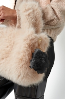 Sleutelhanger - tashanger fluffy bloem zwart