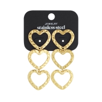 Oorhangers met 3 hartjes - goud